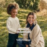Amazon Essentials x Sofia Grainge Women's Long Sleeve Henley Pajama Set - Image 7