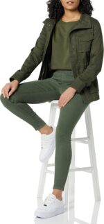 Amazon Essentials Women's Mid-Rise Stretch Pull-On Jegging - Image 4