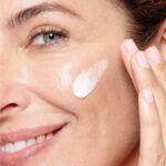 L'Oreal Paris Skincare Hydra-Renewal Face Moisturizer with Pro-Vitamin B5 for Dr... - Image 7