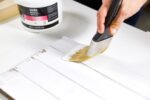 Liquitex BASICS Gesso Surface Prep Medium, 473ml (16-oz) Bottle, White - Image 5