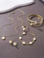 Sparkling Lucky Clover Jewelry Set for Women, Acrylic Bracelet, Earrings and Nec... - Image 6