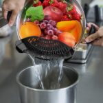 AUOON Clip On Strainer Silicone for All Pots and Pans, Pasta Strainer Clip on Fo... - Image 3