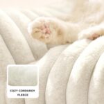Bedsure ComfyFleece Cute Cat Couch for Pets - As Seen on TV on Good Day New Yor... - Image 5