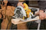 DEWALT Circular Saw, 7-1/4 inch, Pivoting with up to 57 Degree Bevel, Corded (DW... - Image 6