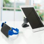 Honsky Thumbs-up Cell Phone Stand Holder,Tablet Stand Cradle for Desk Desktop Sm... - Image 3